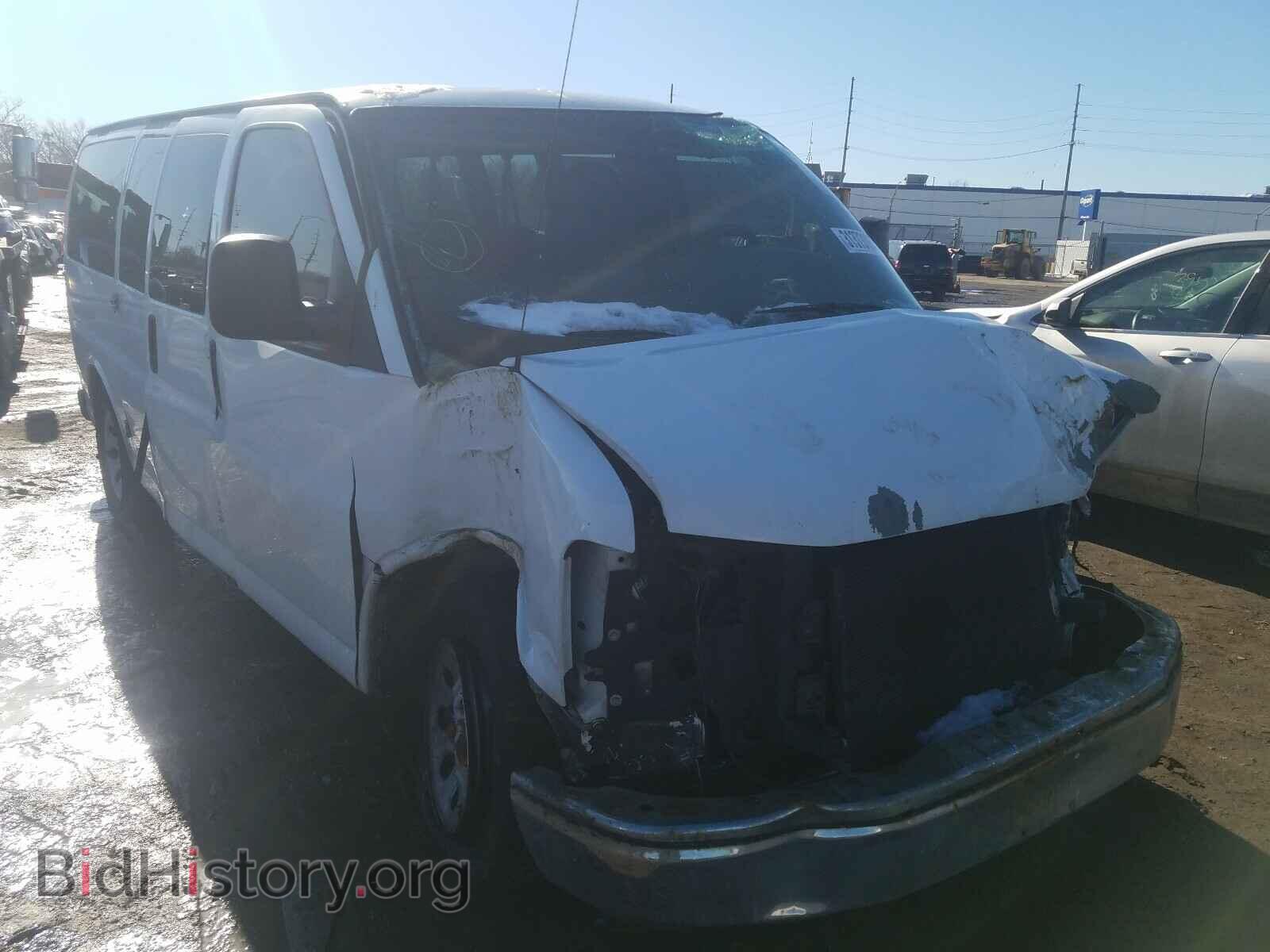 2011 CHEVROLET EXPRESS - VIN: 1GNSHCF44B1185963 - Фото 9