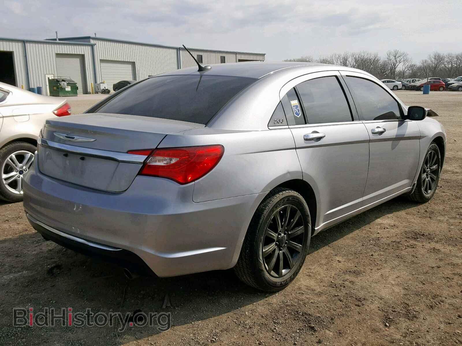 2013 CHRYSLER 200 - VIN: 1C3CCBCG6DN598293 - Photo 4