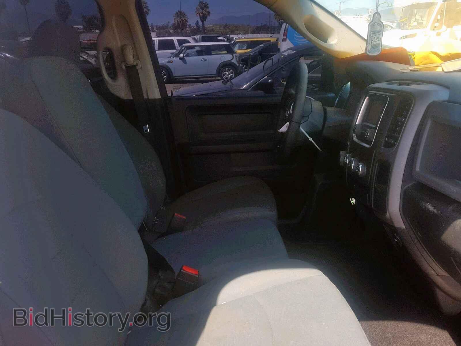 2016 RAM 1500 ST - VIN: 1C6RR6FT4GS387515 - Фото 5