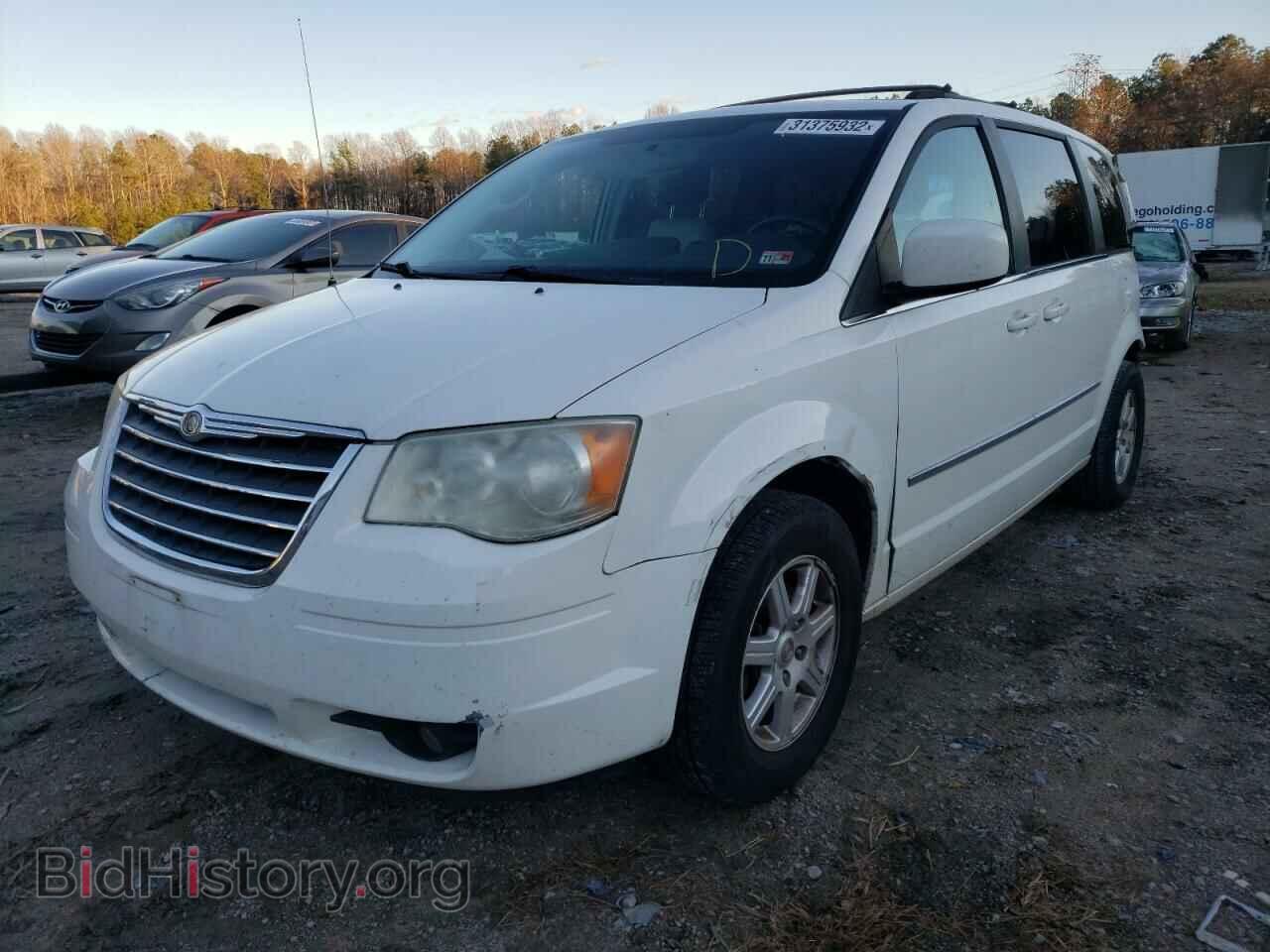 2010 CHRYSLER MINIVAN - VIN: 2A4RR8D18AR449653 - Фото 2