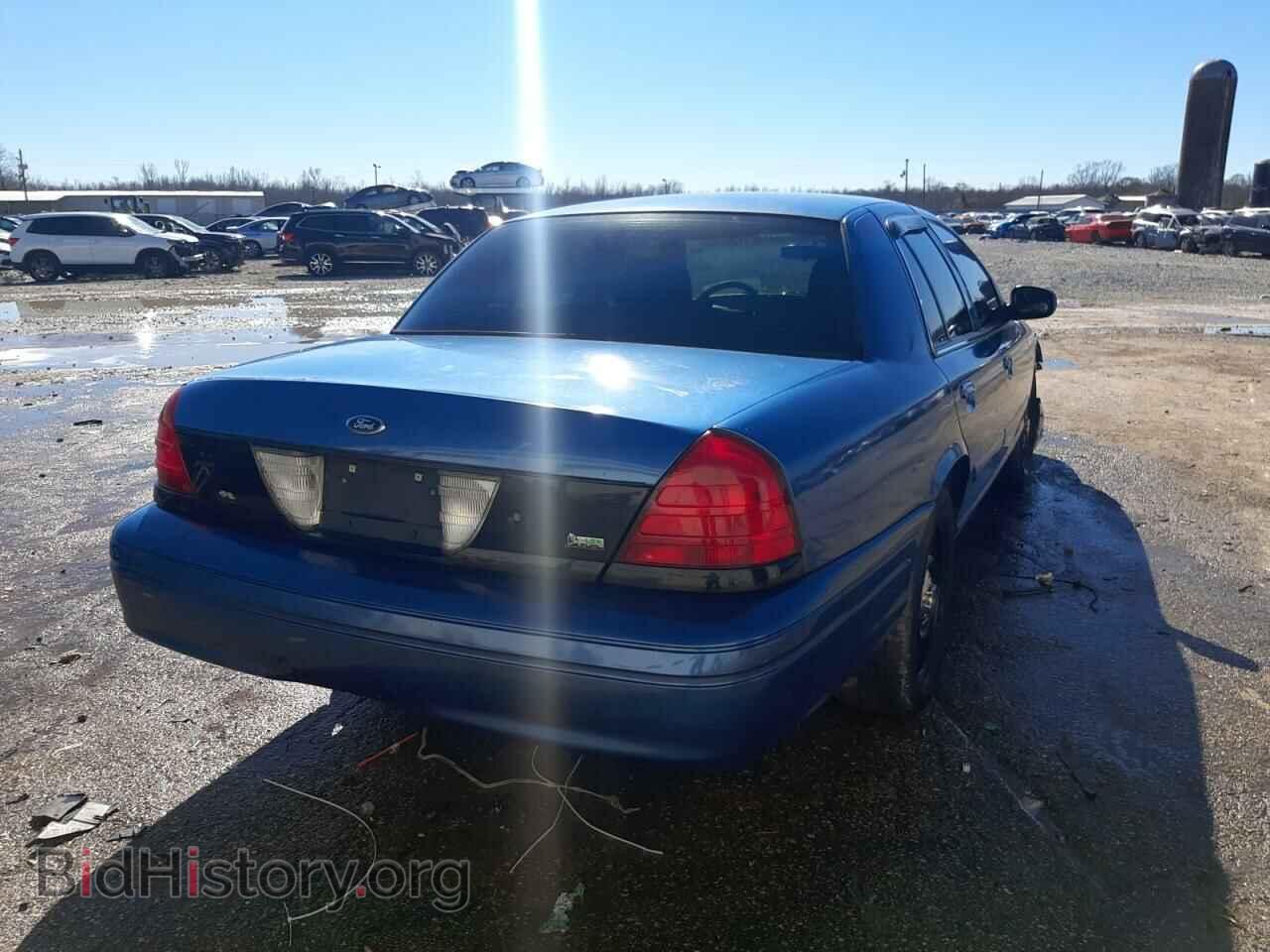 2011 FORD CROWN VIC - VIN: 2FABP7BV2BX128076 - Фото 4