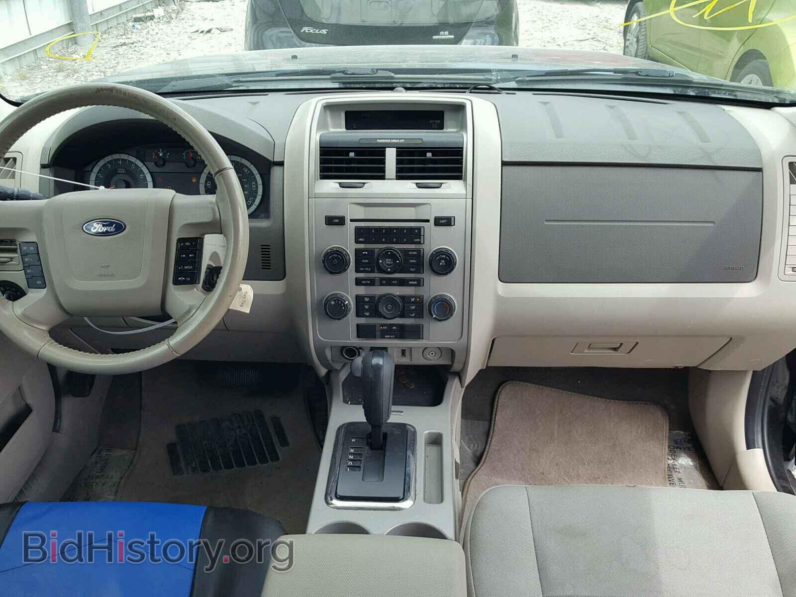 2012 FORD ESCAPE - VIN: 1FMCU0DG6CKB70859 - Фото 9