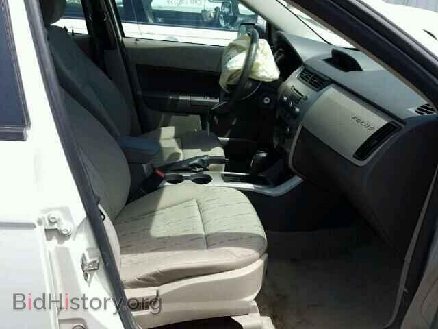2009 FORD FOCUS - VIN: 1FAHP35N09W105500 - Фото 5