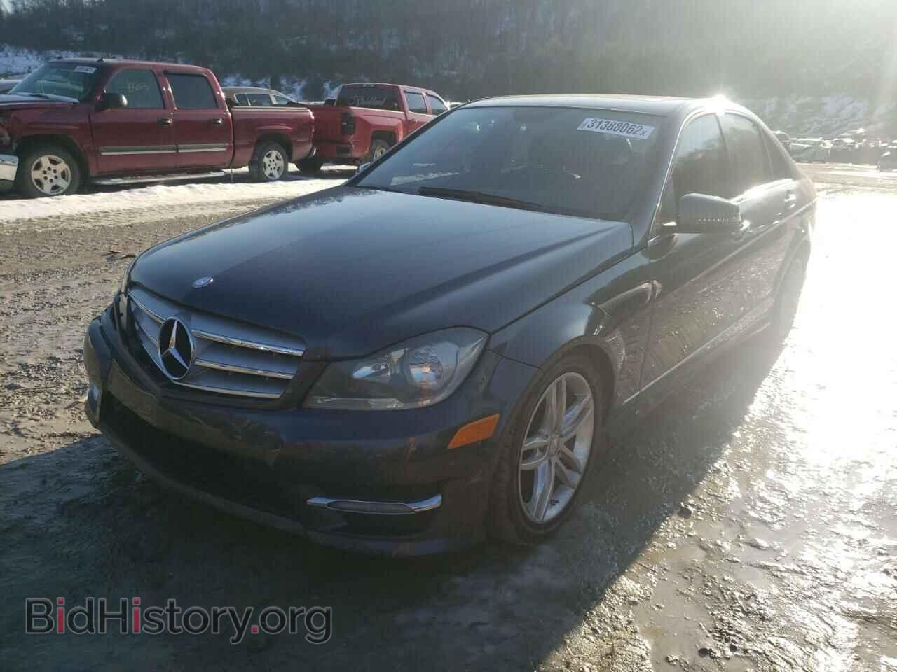 2013 MERCEDES-BENZ C-CLASS - VIN: WDDGF8AB9DA772076 - Фото 2