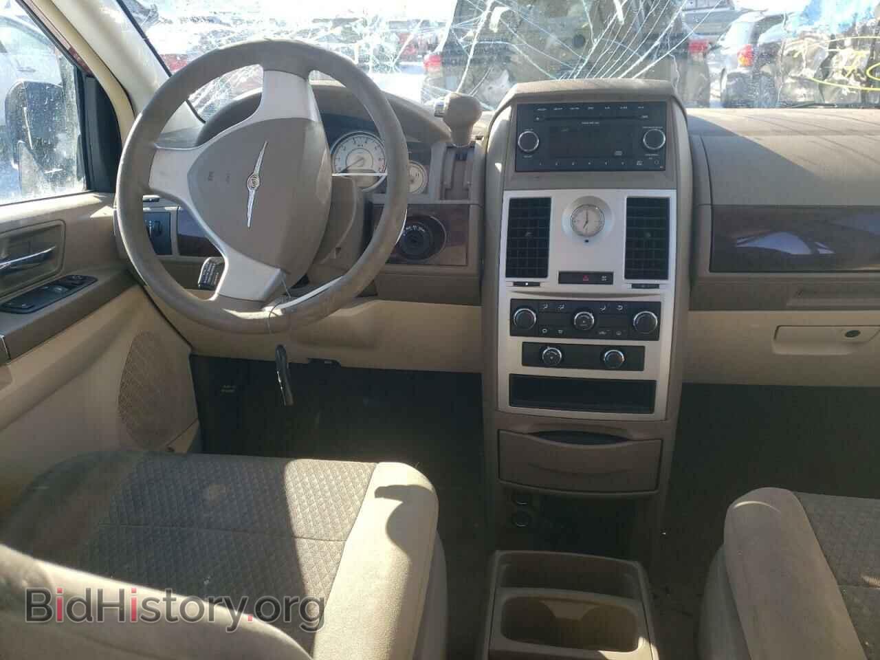 2010 CHRYSLER MINIVAN - VIN: 2A4RR2D18AR392447 - Photo 9