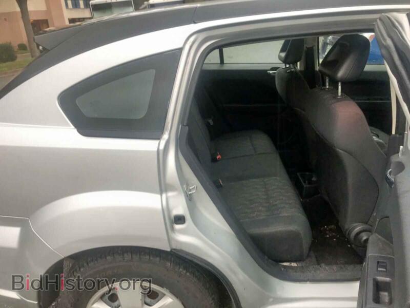 2008 Dodge CALIBER (VIN 1B3HB28B38D671697) — фото 6 из 10