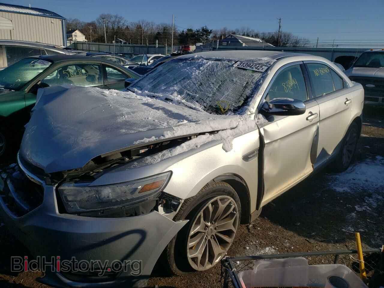 2013 FORD TAURUS - VIN: 1FAHP2F88DG235174 - Фото 2