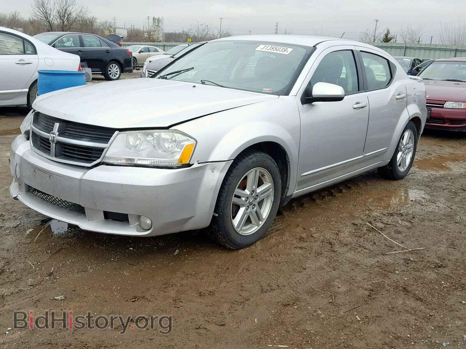 2010 DODGE AVENGER - VIN: 1B3CC5FB8AN143102 - Фото 2