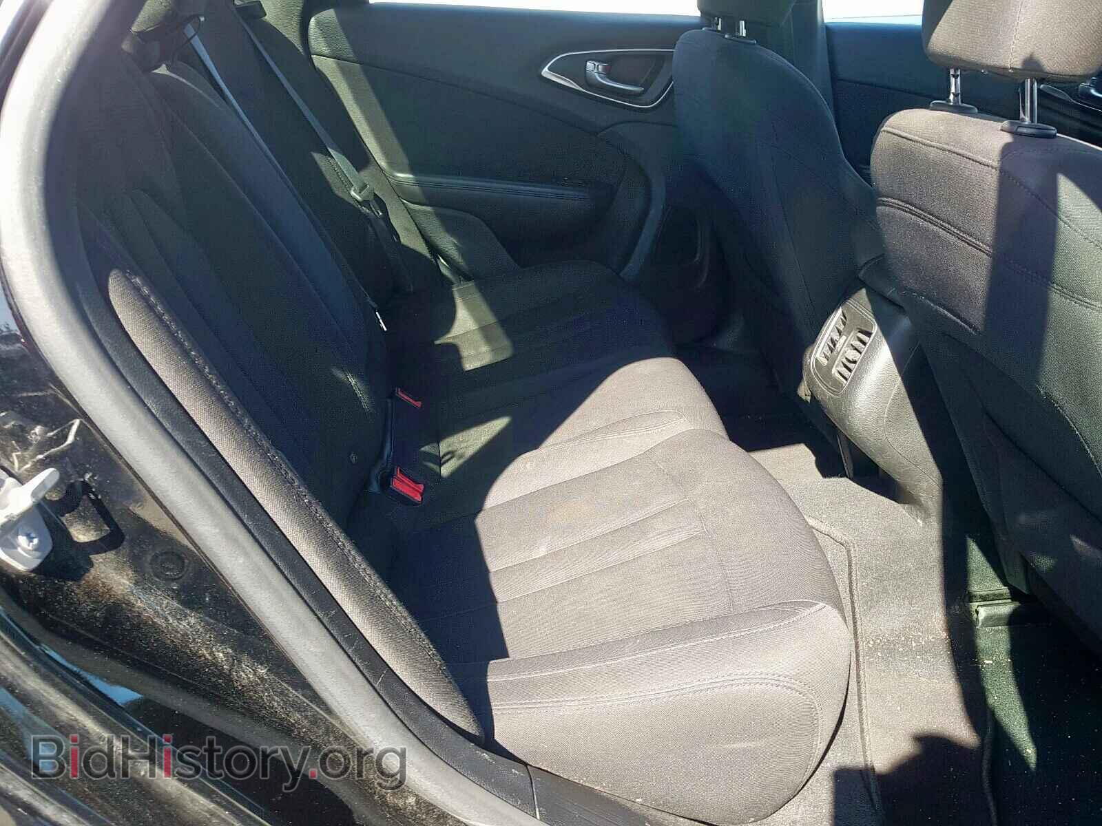 2015 CHRYSLER 200 - VIN: 1C3CCCAB5FN558562 - Фото 6