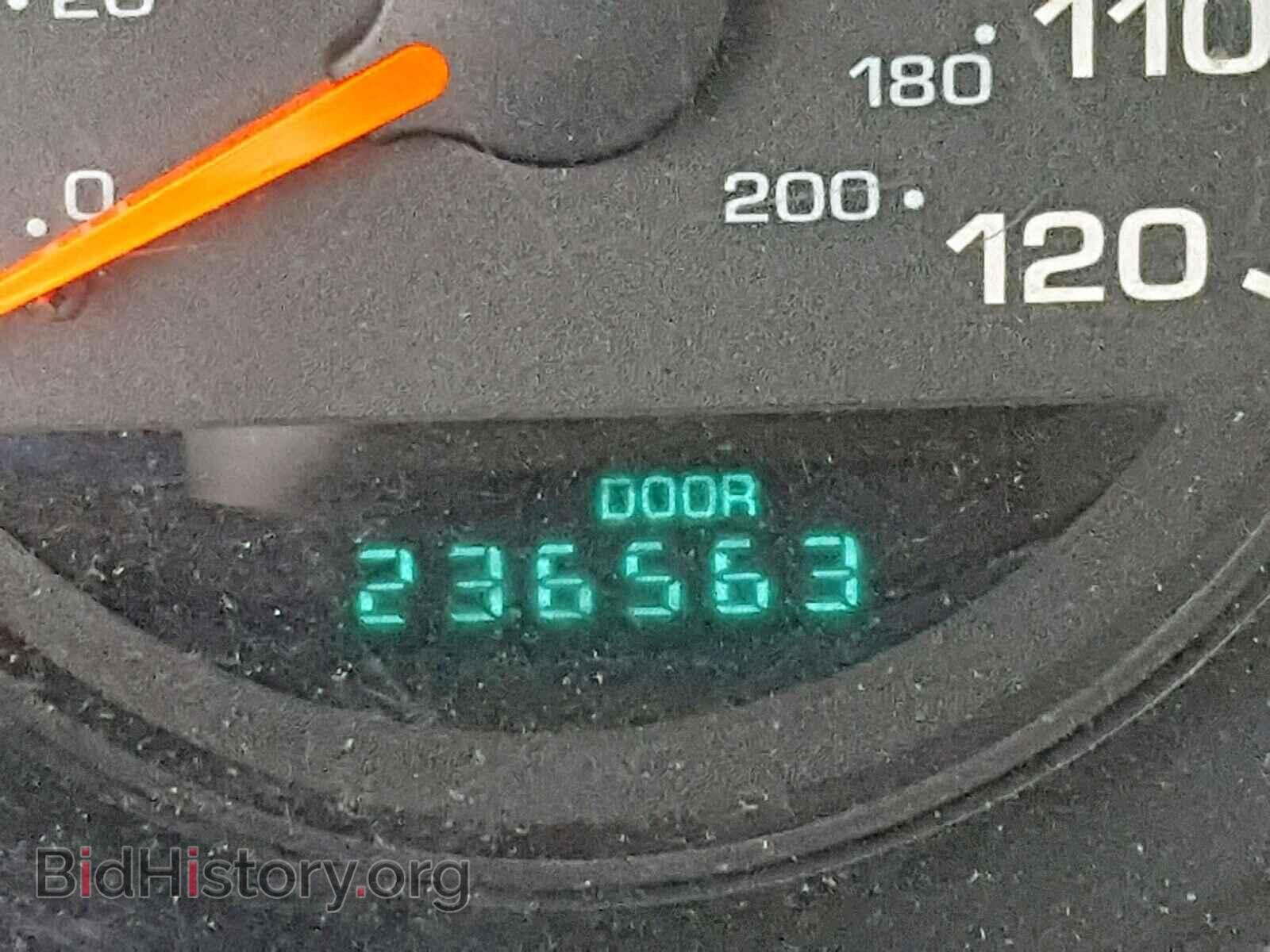 2000 DODGE NEON - VIN: 1B3ES46C2YD824046 - Фото 8