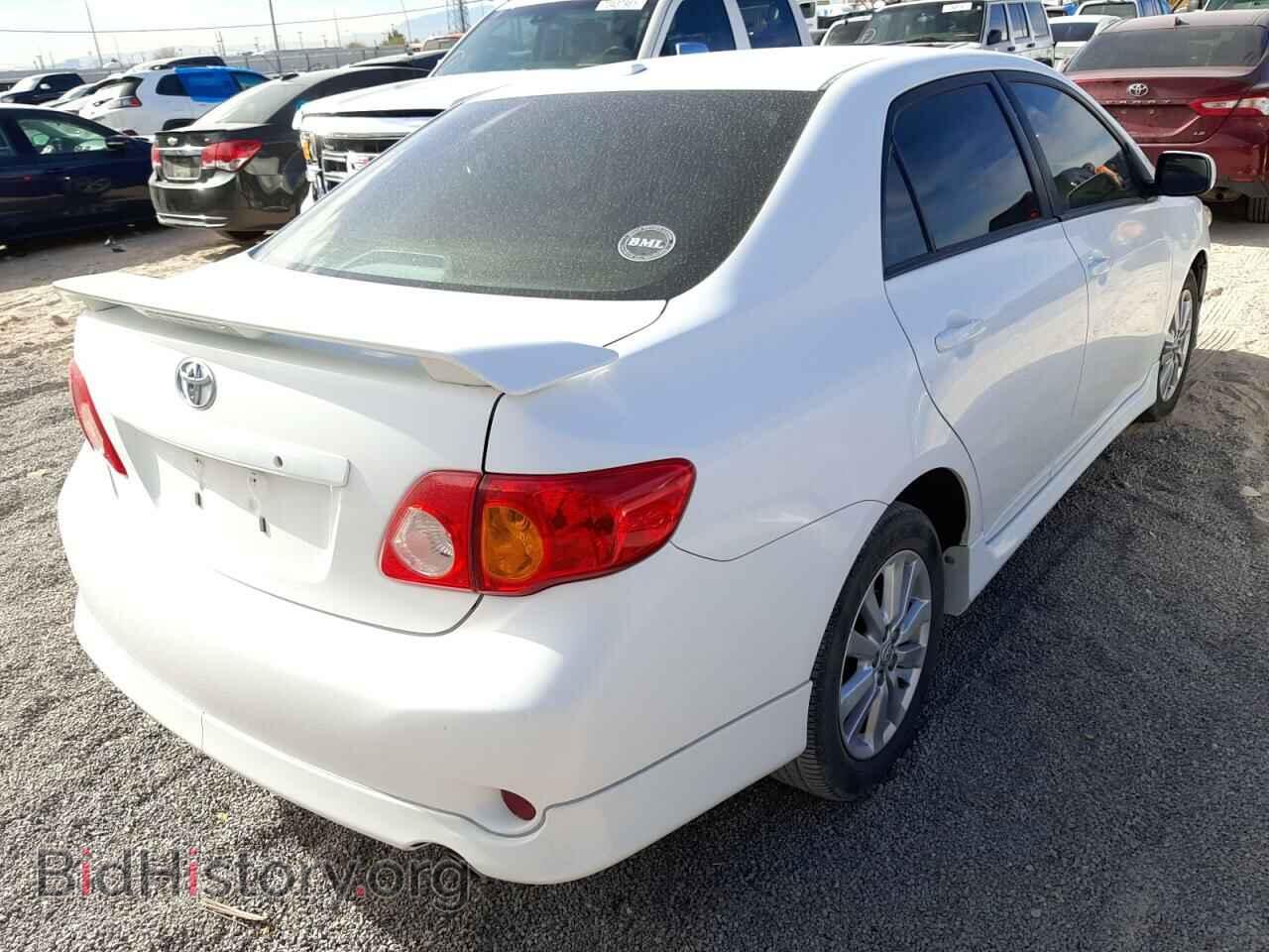 2010 TOYOTA COROLLA - VIN: 1NXBU4EE2AZ242562 - Фото 4