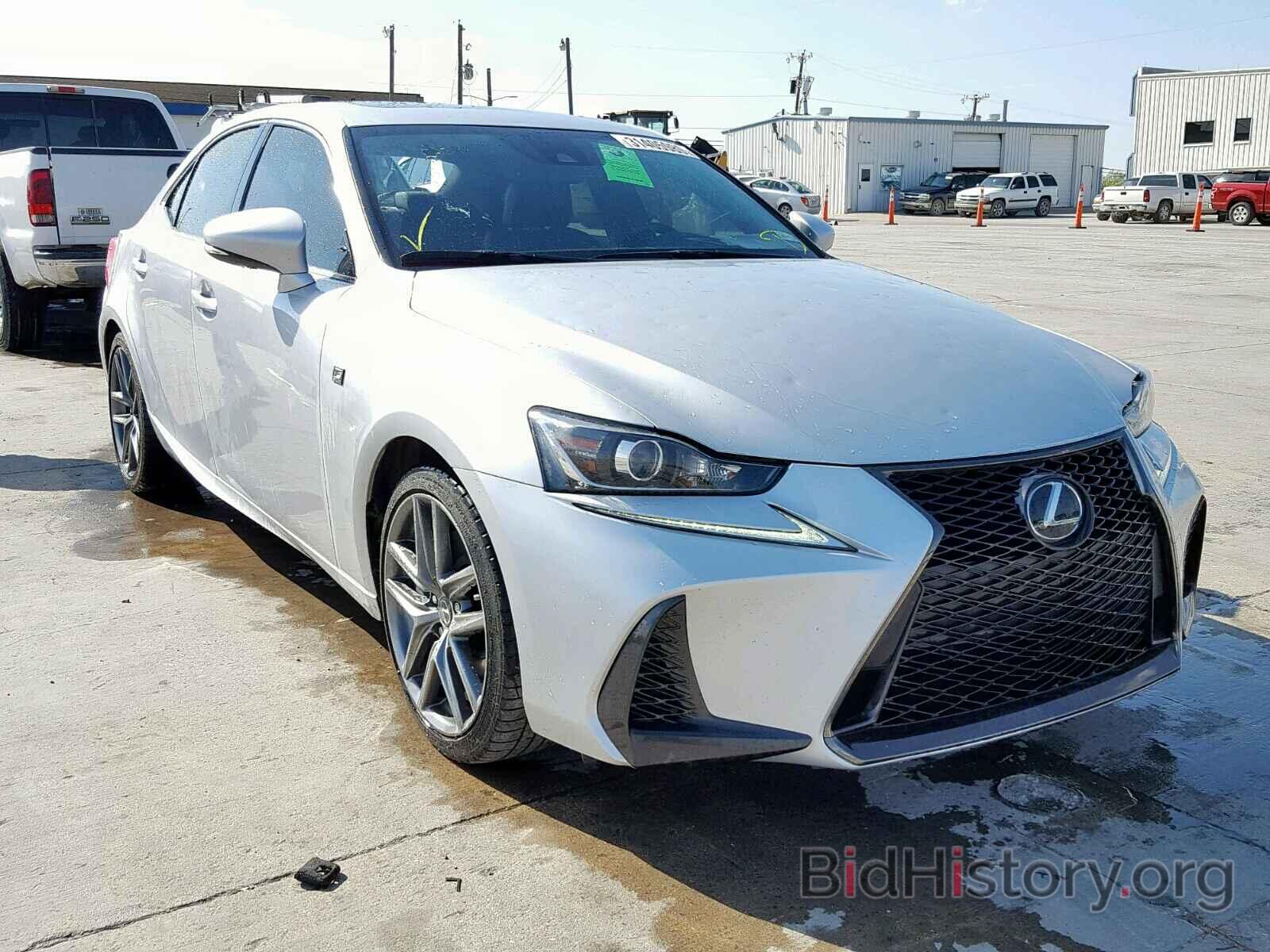 Photo JTHBA1D27H5047157 - LEXUS IS 2017