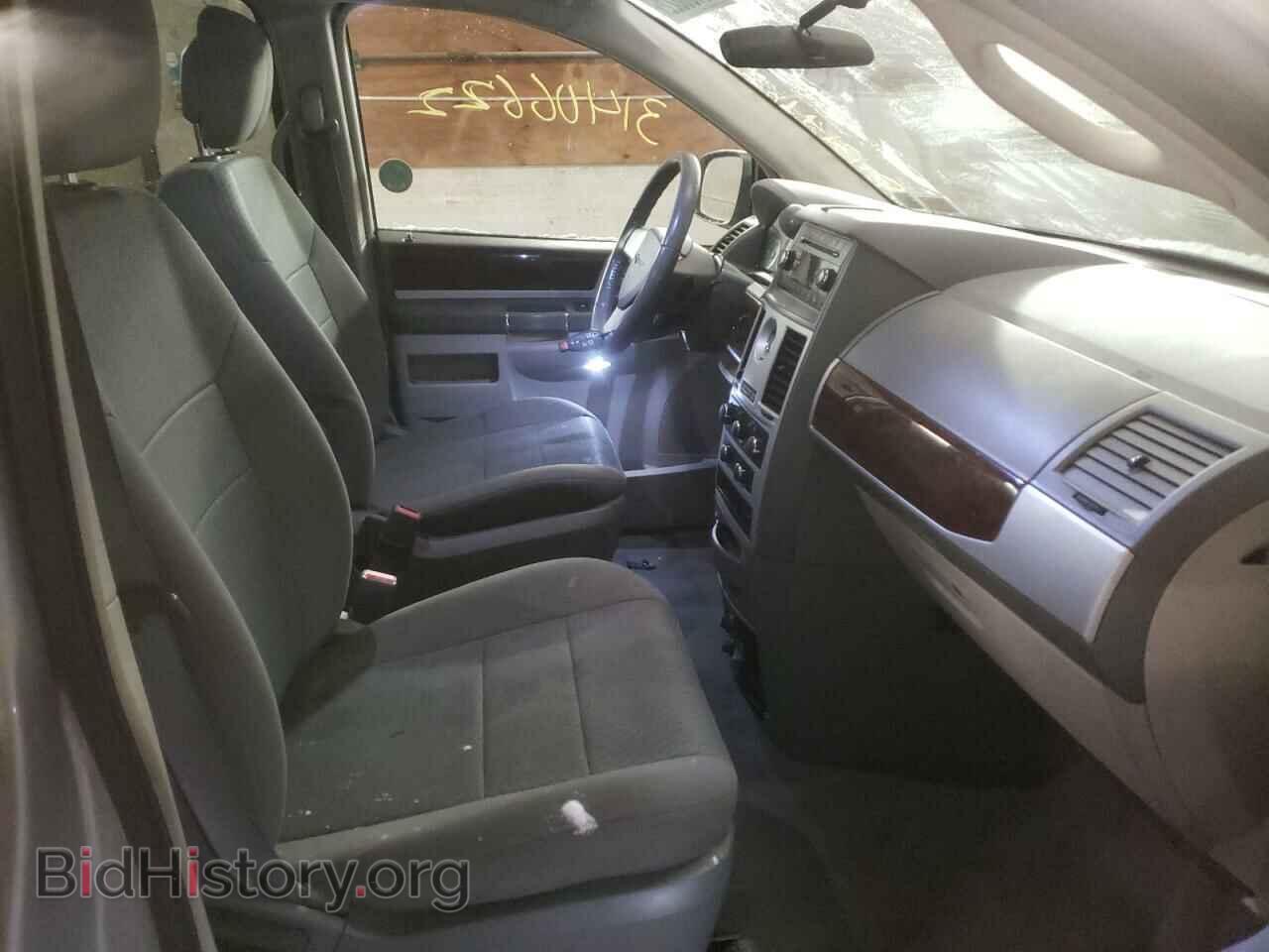 2010 CHRYSLER MINIVAN - VIN: 2A4RR5D16AR421977 - Фото 5
