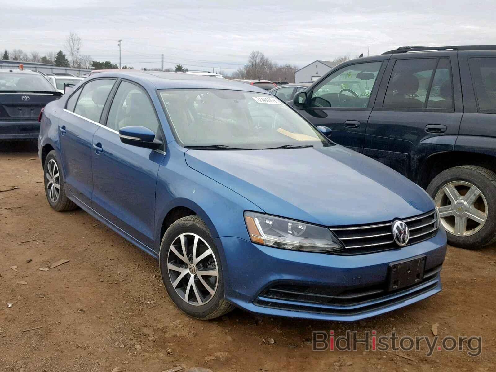 Фотография 3VWDB7AJ5HM263666 - VOLKSWAGEN JETTA 2017