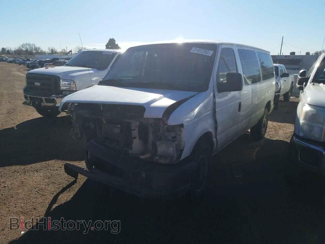 2011 FORD ECONOLINE - VIN: 1FBNE3BL2BDB31124 - Photo 2