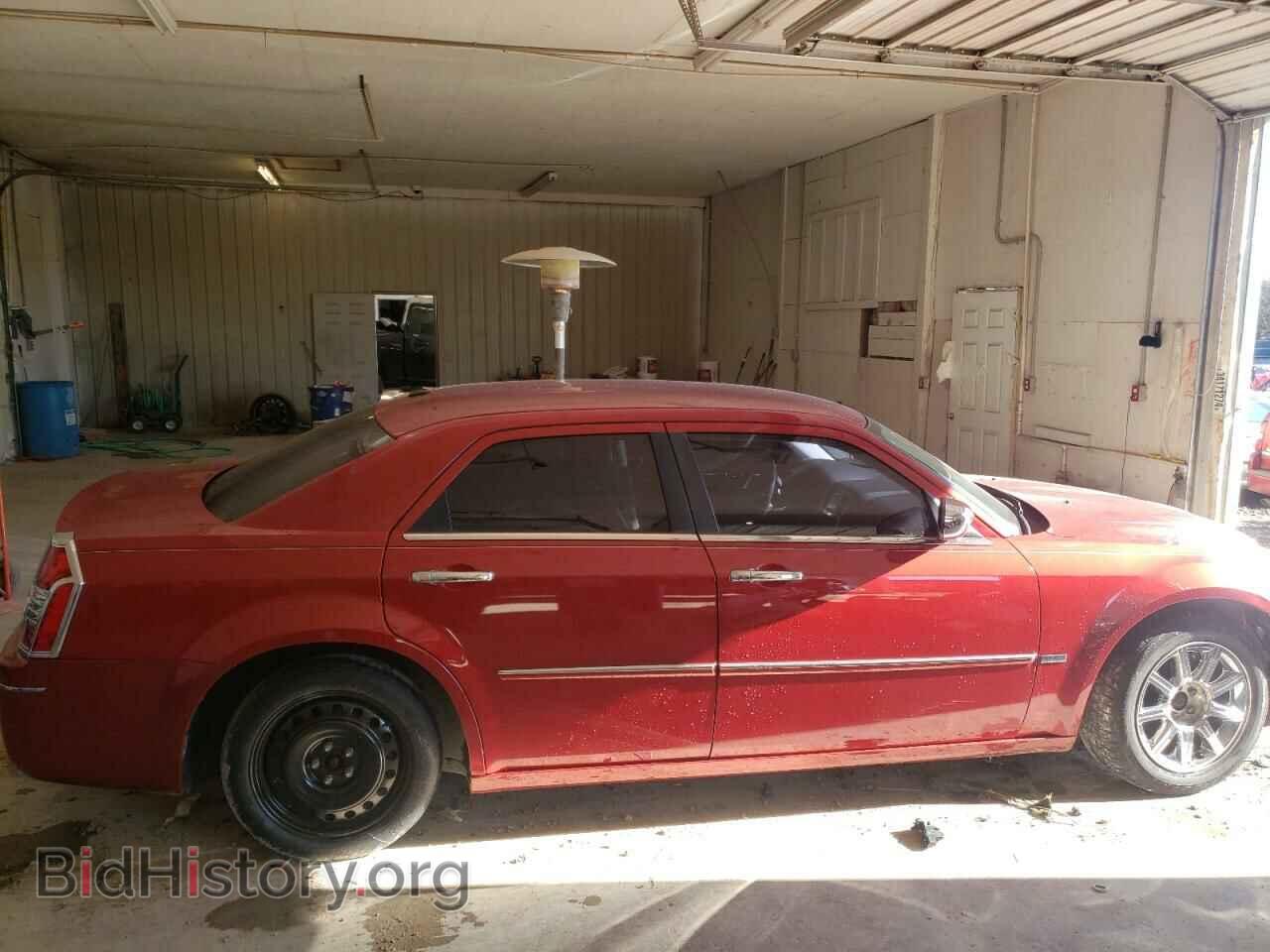 2010 CHRYSLER 300 - VIN: 2C3CA5CV3AH133870 - Фото 9