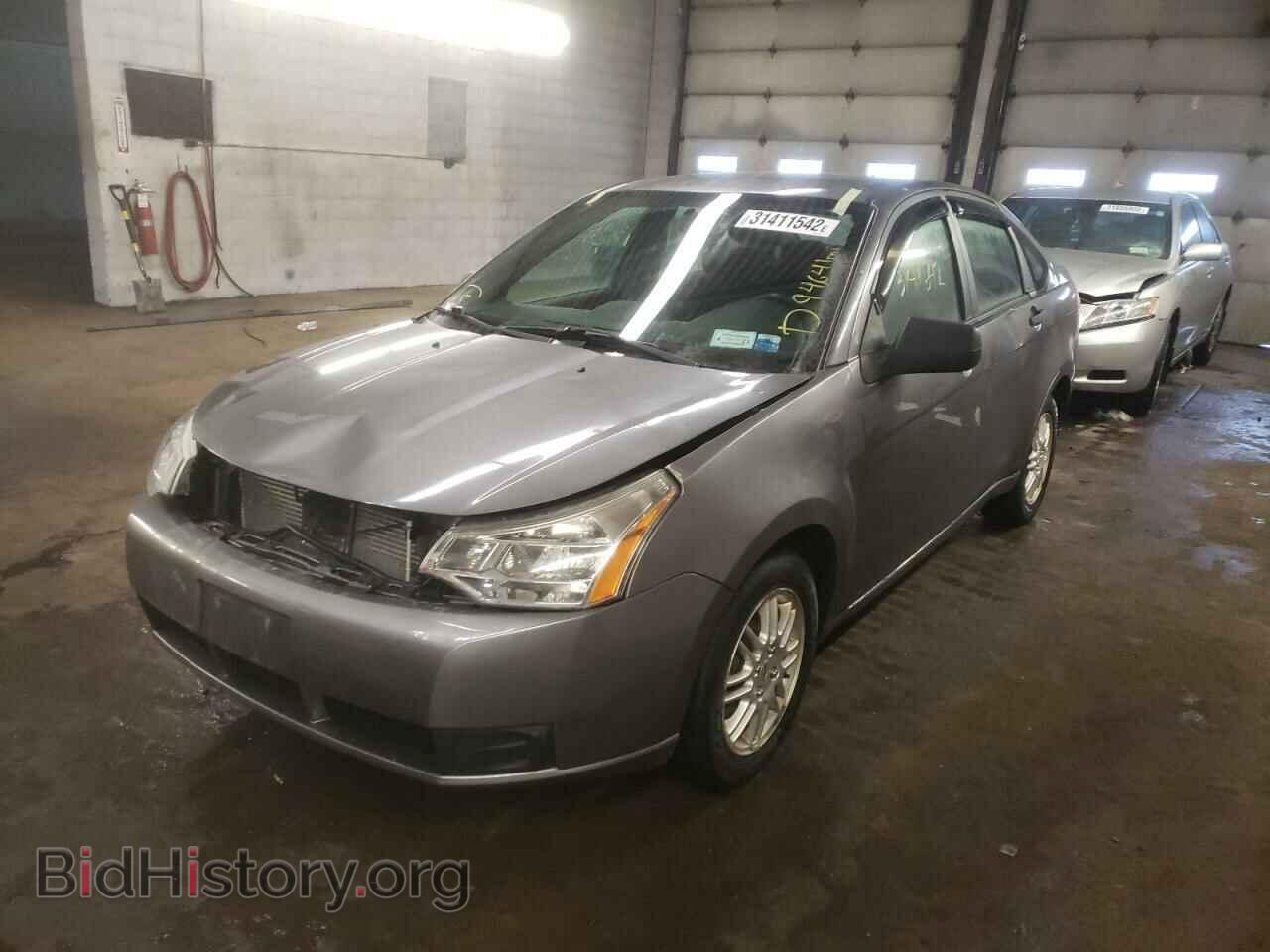 2010 FORD FOCUS - VIN: 1FAHP3FN2AW129302 - Фото 2