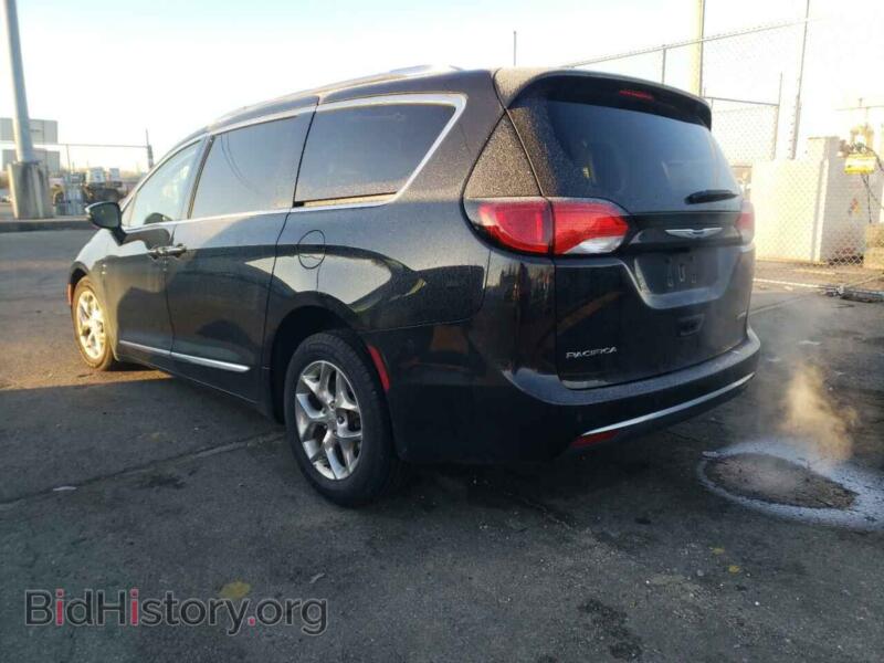 2018 Chrysler PACIFICA (VIN 2C4RC1GG8JR357585) — фото 3 из 10
