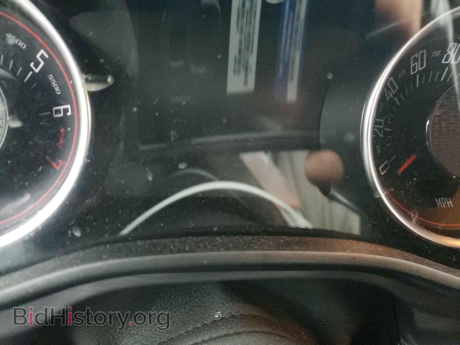 2018 DODGE CHALLENGER - VIN: 2C3CDZAG4JH317377 - Photo 8