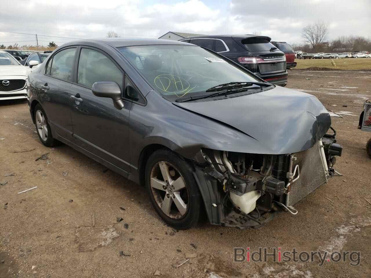 Photo 19XFA1F62BE037425 - HONDA CIVIC 2011