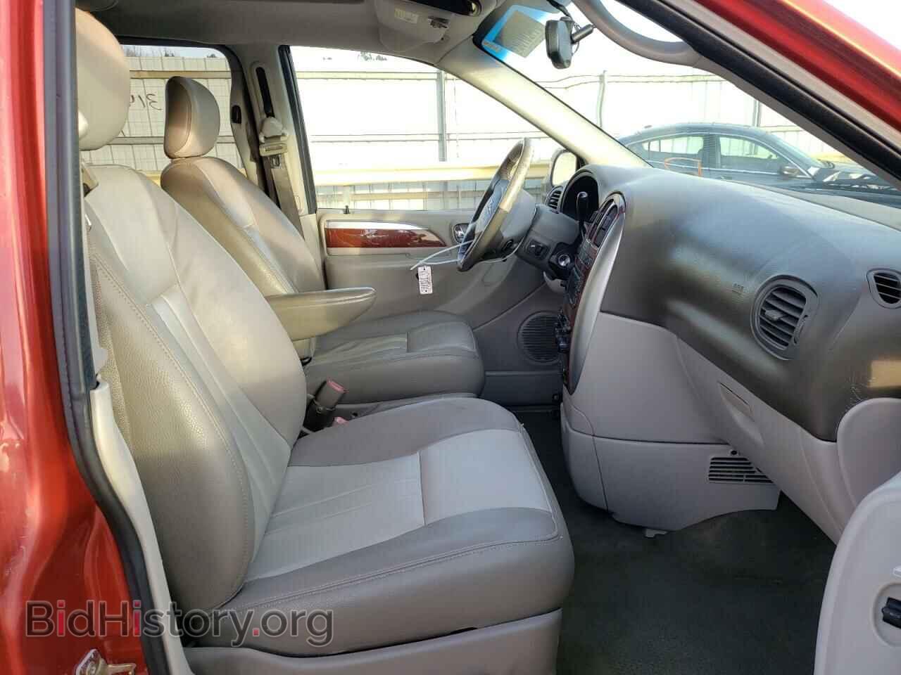 2006 CHRYSLER MINIVAN - VIN: 2A4GP54L46R714864 - Фото 5