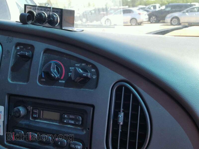2008 Ford ECONOLINE (VIN 1FTSE34L68DB43295) — photo 9 of 10