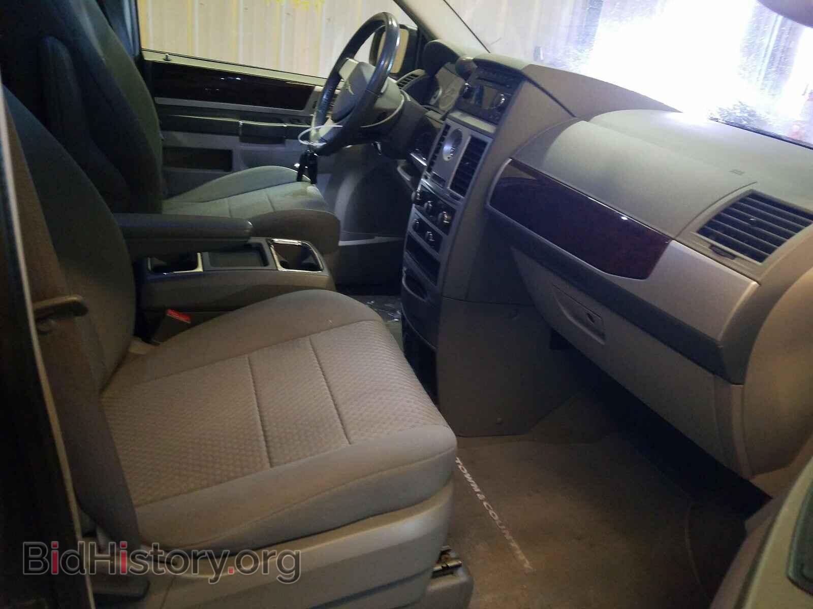 2010 CHRYSLER MINIVAN - VIN: 2A4RR5DX7AR387651 - Фото 5