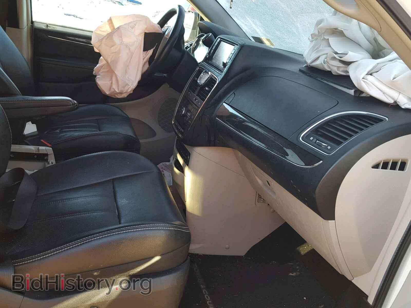 2011 CHRYSLER TOWN & COU - VIN: 2A4RR8DG4BR799514 - Photo 5