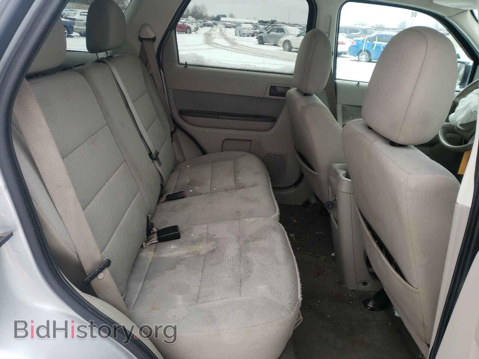 2011 FORD ESCAPE - VIN: 1FMCU9D73BKB37370 - Фото 6