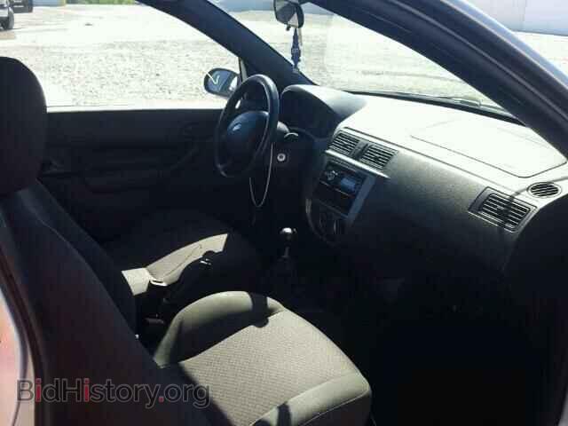 2005 FORD FOCUS - VIN: 3FAFP31N75R157409 - Фото 5