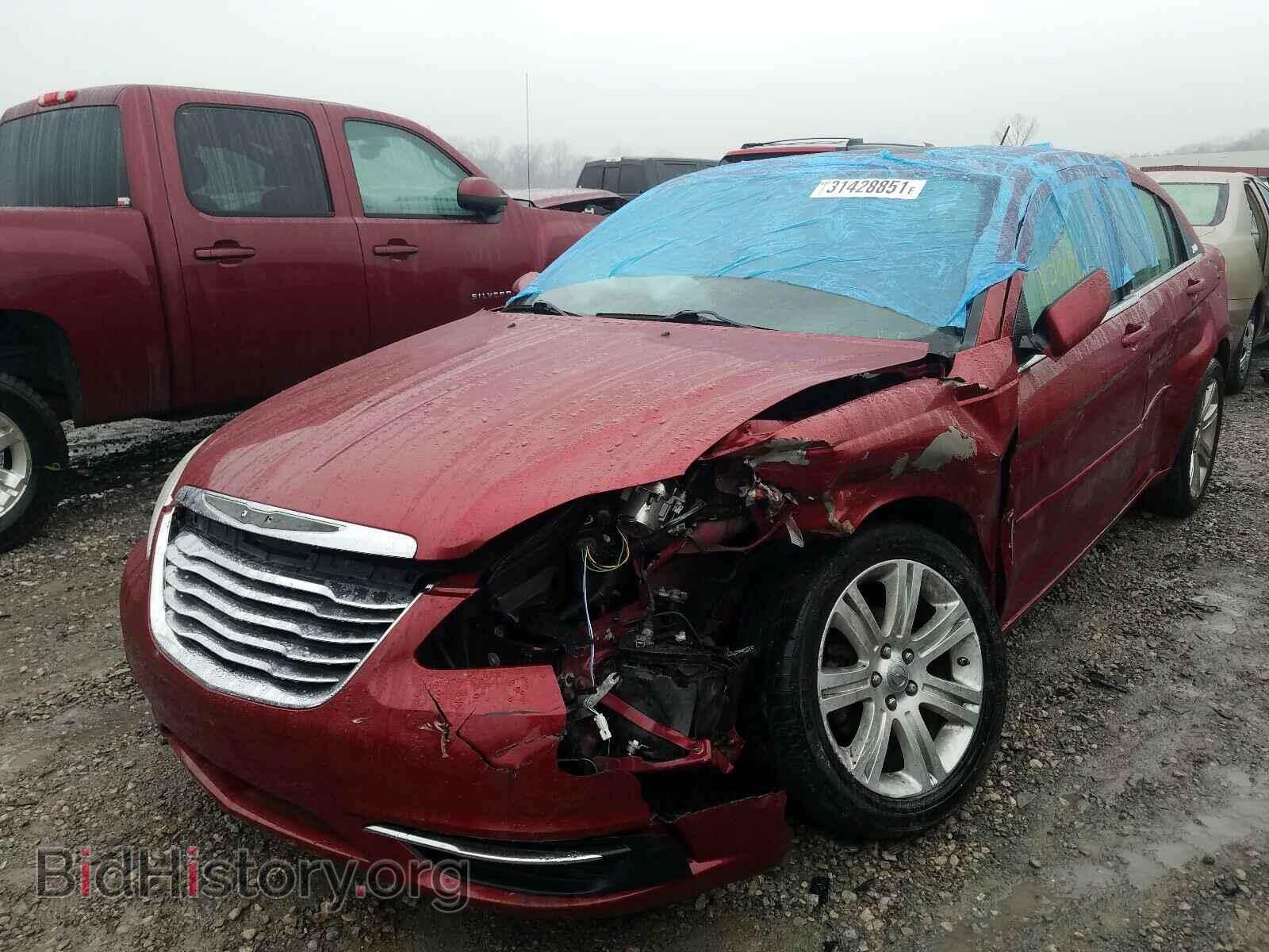 2012 CHRYSLER 200 - VIN: 1C3CCBBG9CN234322 - Фото 2