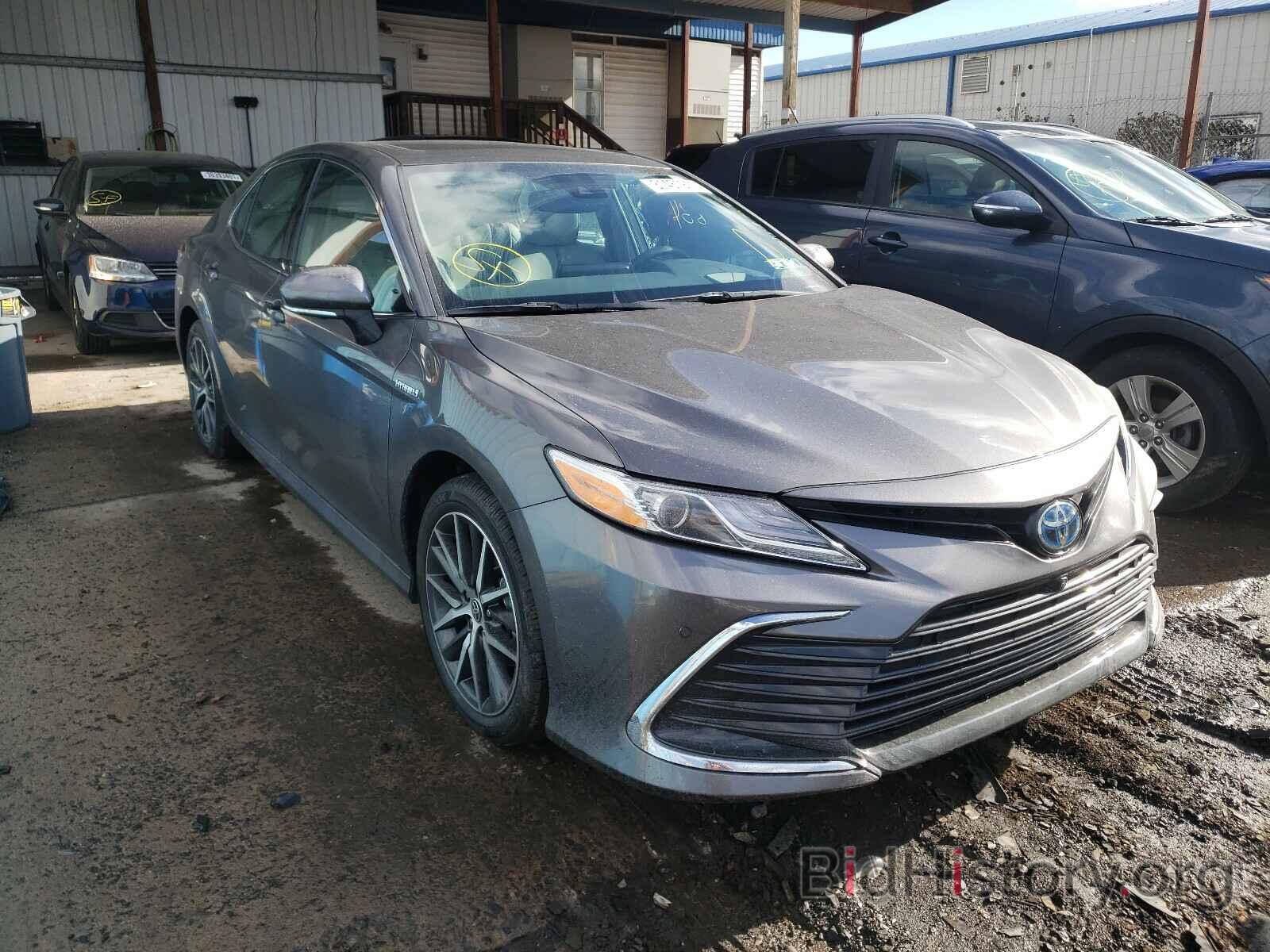 Photo 4T1F31AK8MU550676 - TOYOTA CAMRY 2021