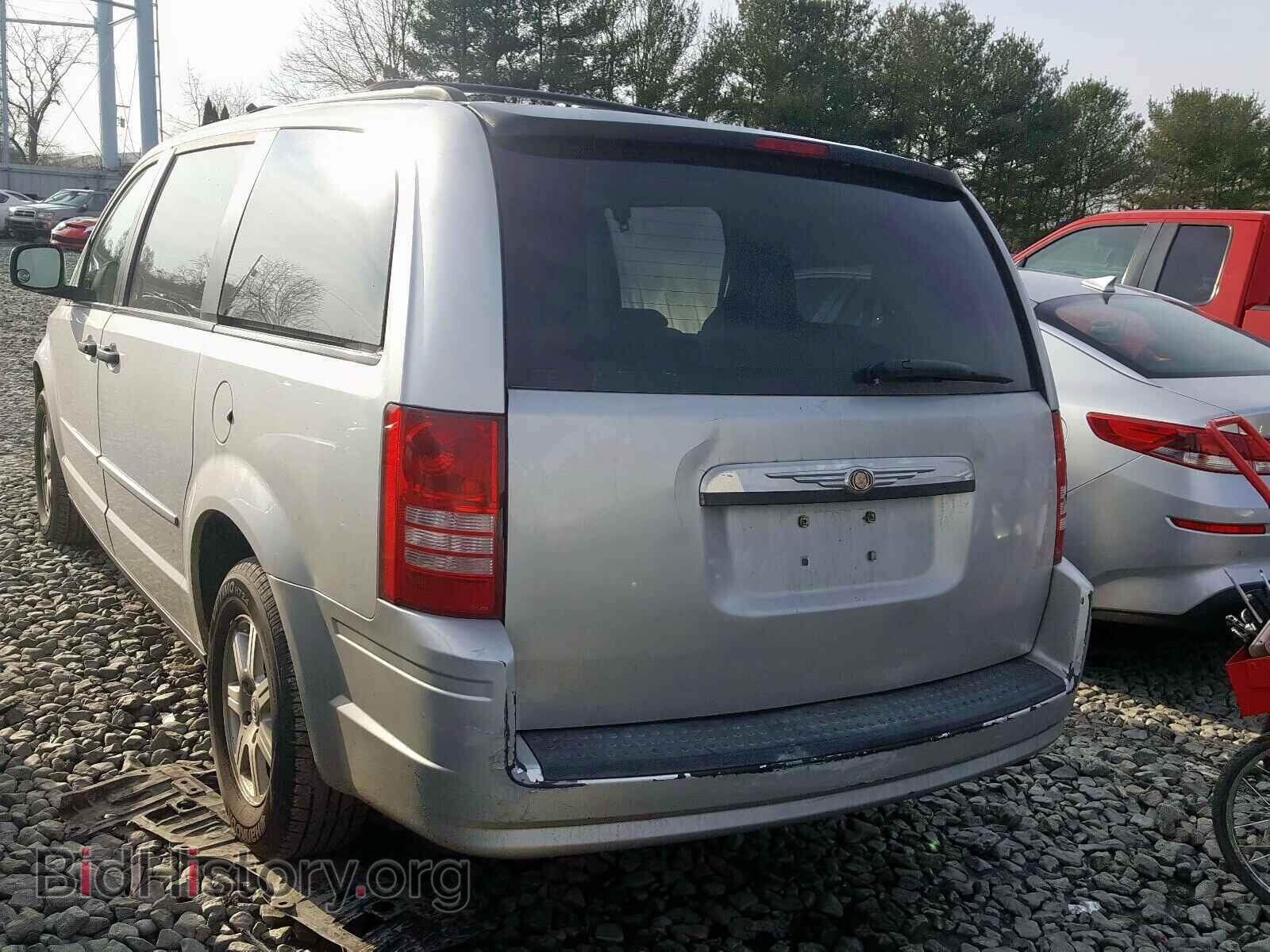 2008 CHRYSLER MINIVAN - VIN: 2A8HR44H08R607395 - Фото 3