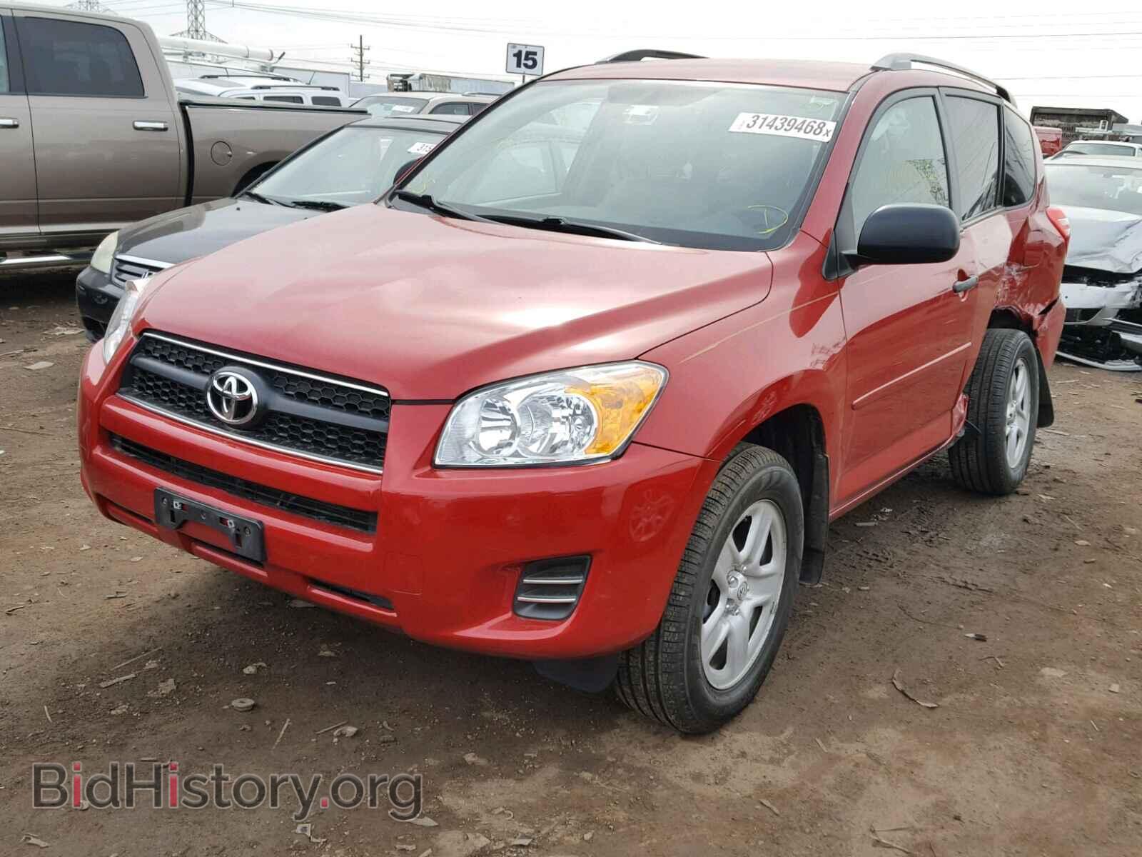 2011 TOYOTA RAV4 - VIN: 2T3BF4DV0BW155568 - Фото 2