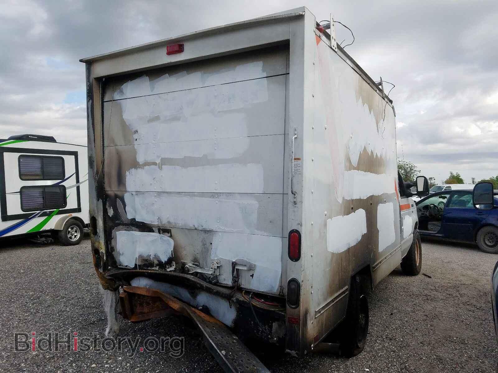 2011 FORD ECONOLINE - VIN: 1FDWE3FL5BDA91661 - Фото 4