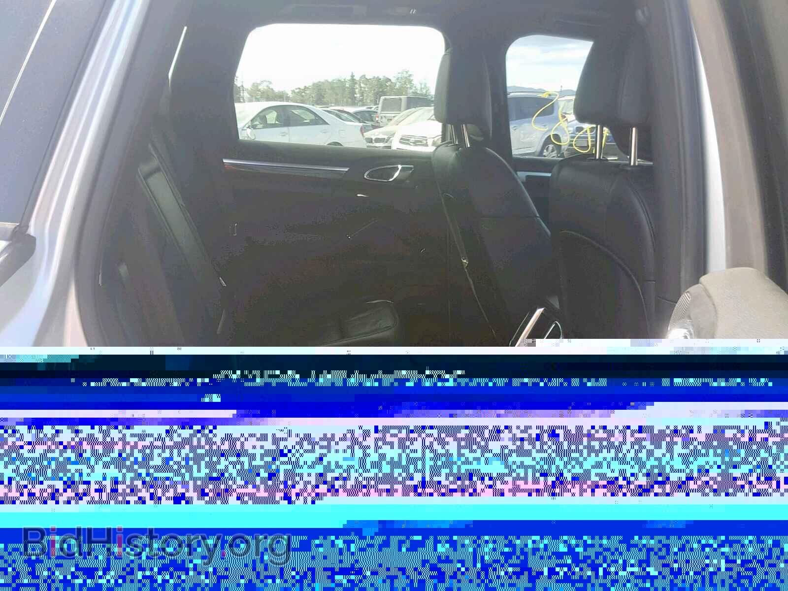 2011 PORSCHE CAYENNE - VIN: WP1AA2A20BLA06619 - Фото 6