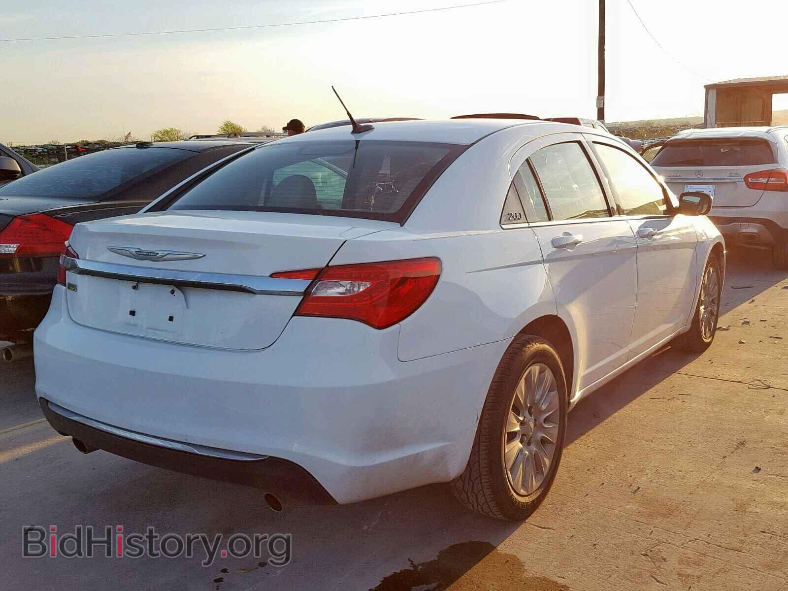 2012 CHRYSLER 200 - VIN: 1C3CCBAG9CN171949 - Фото 4