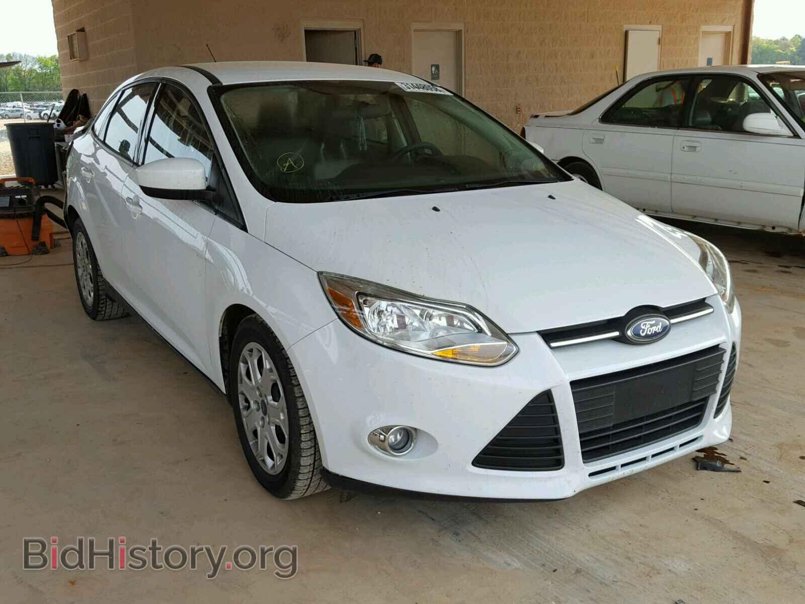 Photo 1FAHP3F29CL150366 - FORD FOCUS 2012