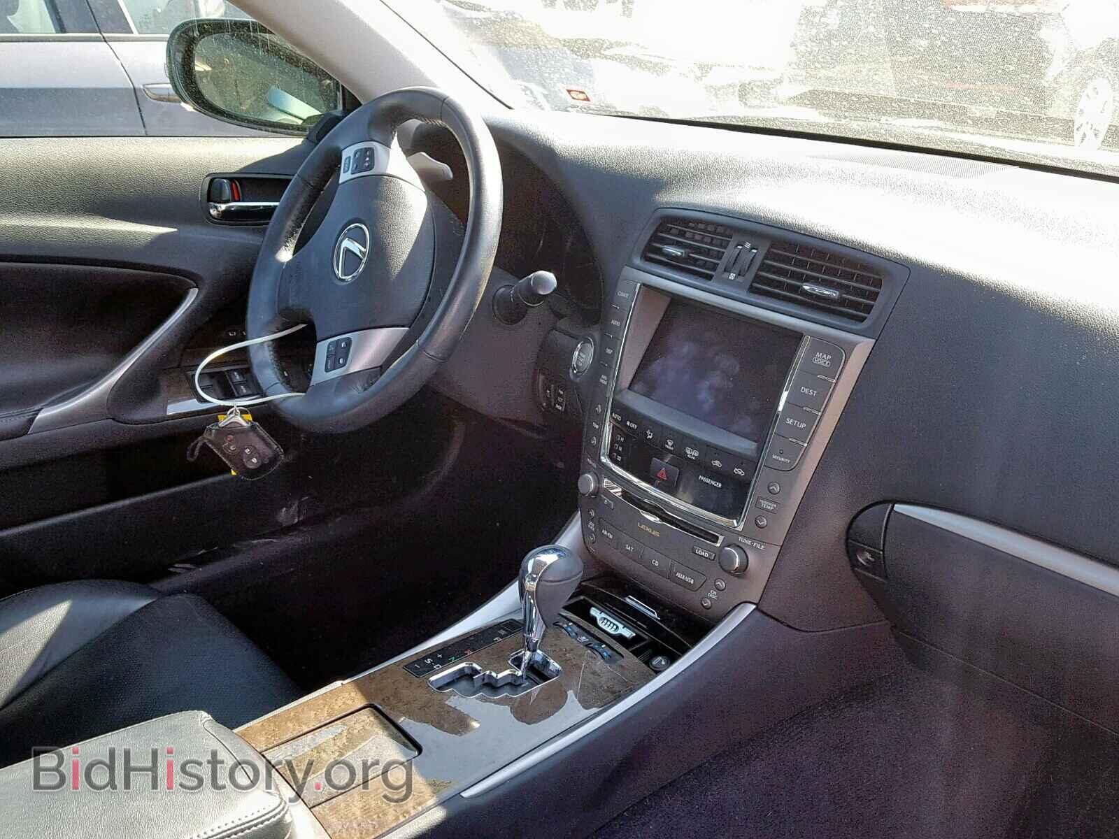 2011 LEXUS IS 250 - VIN: JTHFF2C25B2519102 - Фото 9