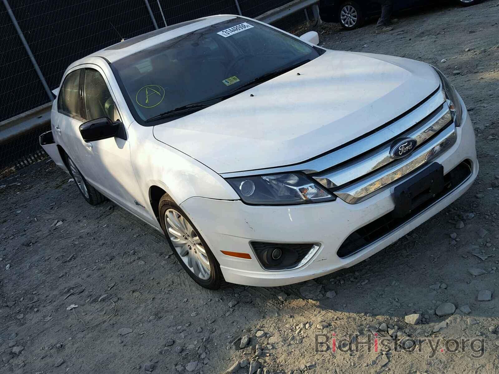 Photo 3FADP0L33AR293919 - FORD FUSION 2010