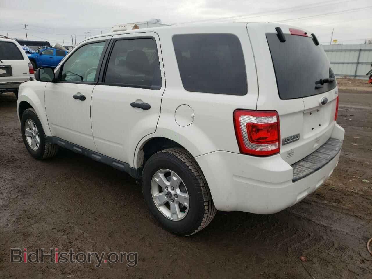 2011 FORD ESCAPE - VIN: 1FMCU9C77BKC69646 - Фото 3