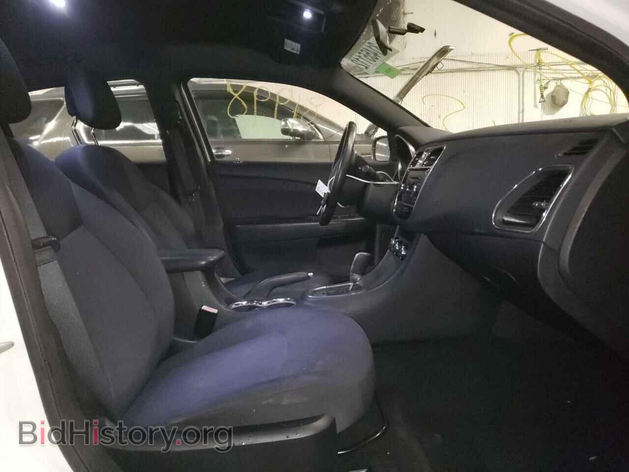 2013 CHRYSLER 200 - VIN: 1C3CCBBB0DN577218 - Photo 5