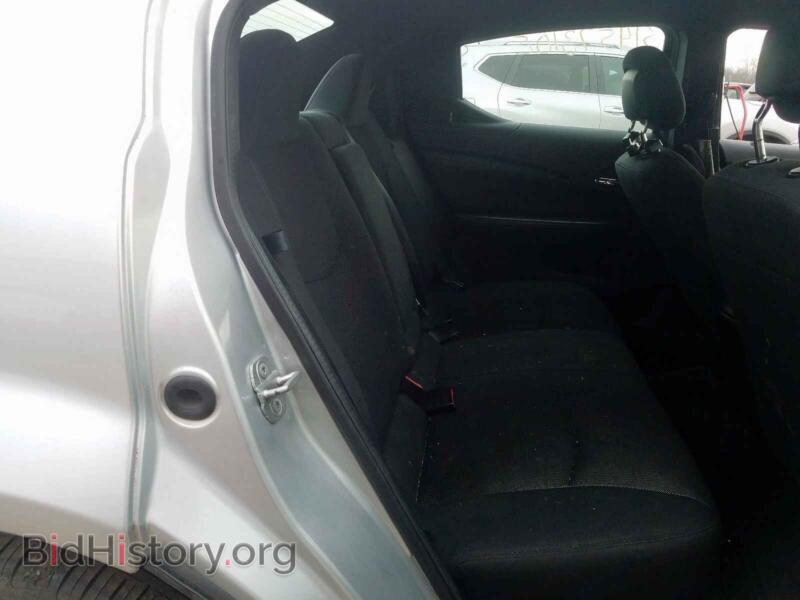 2011 Dodge AVENGER (VIN 1B3BD4FB0BN542204) — photo 6 of 10