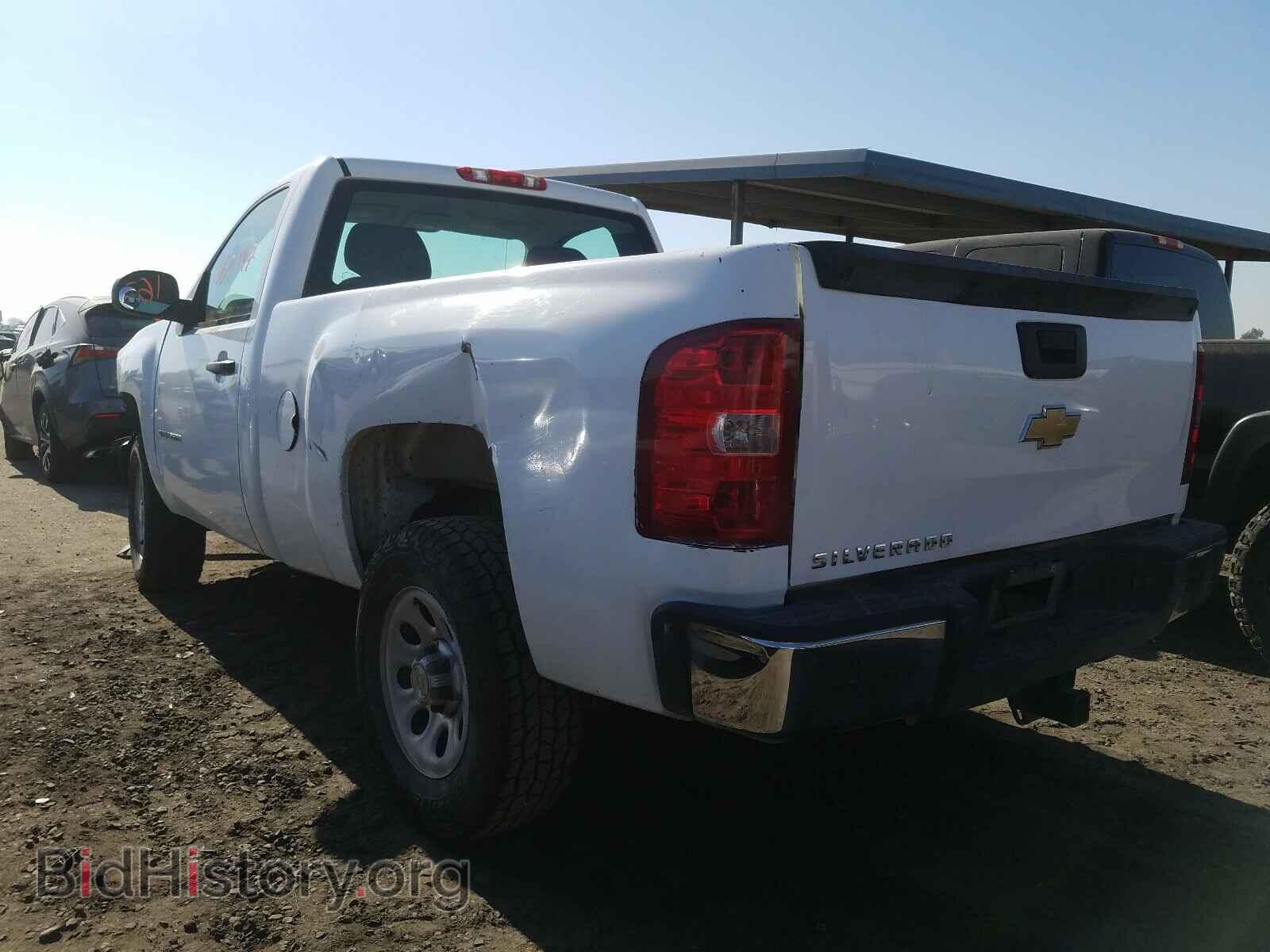 2010 CHEVROLET SILVERADO - VIN: 1GCPCPEA1AZ173216 - Фото 3