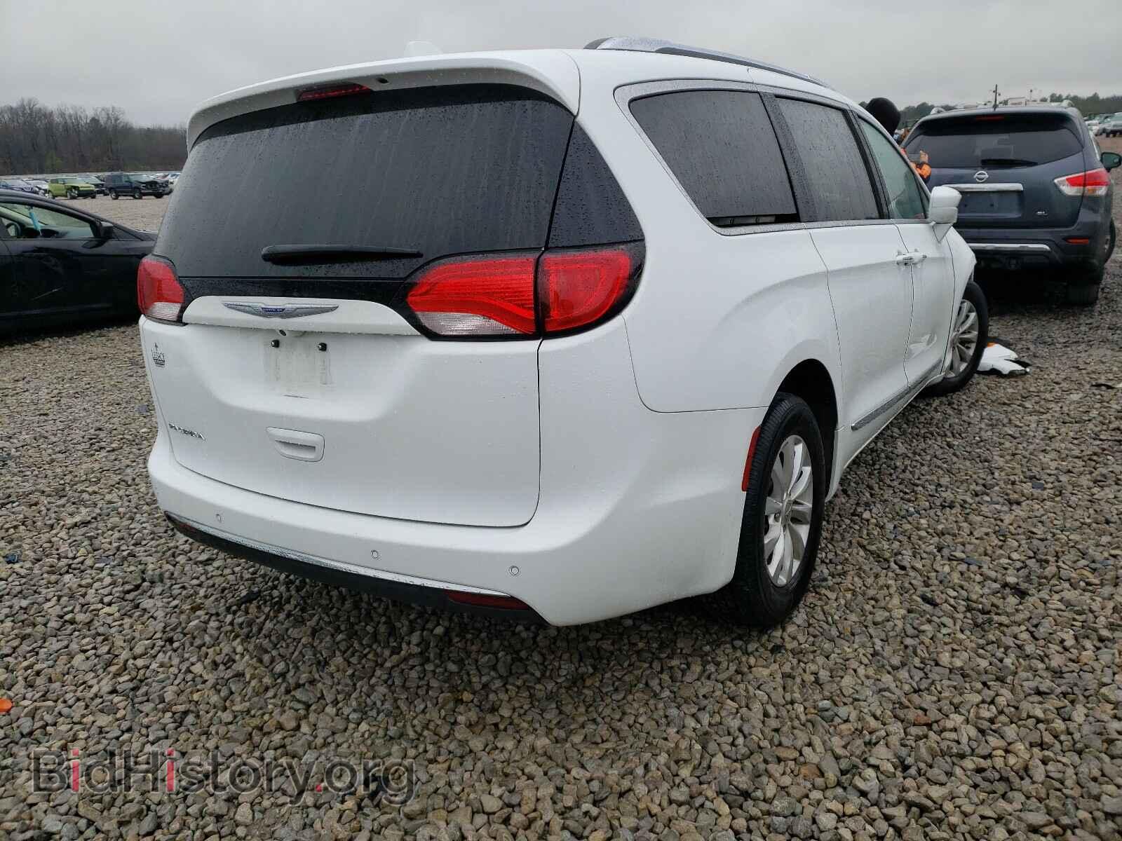 2018 CHRYSLER PACIFICA - VIN: 2C4RC1BG4JR294055 - Фото 4