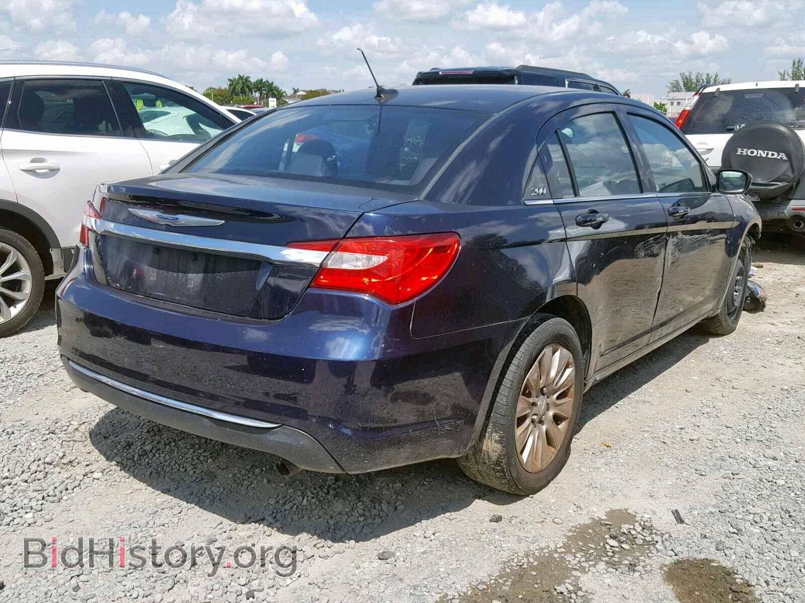 2012 CHRYSLER 200 - VIN: 1C3CCBAB2CN305320 - Фото 4