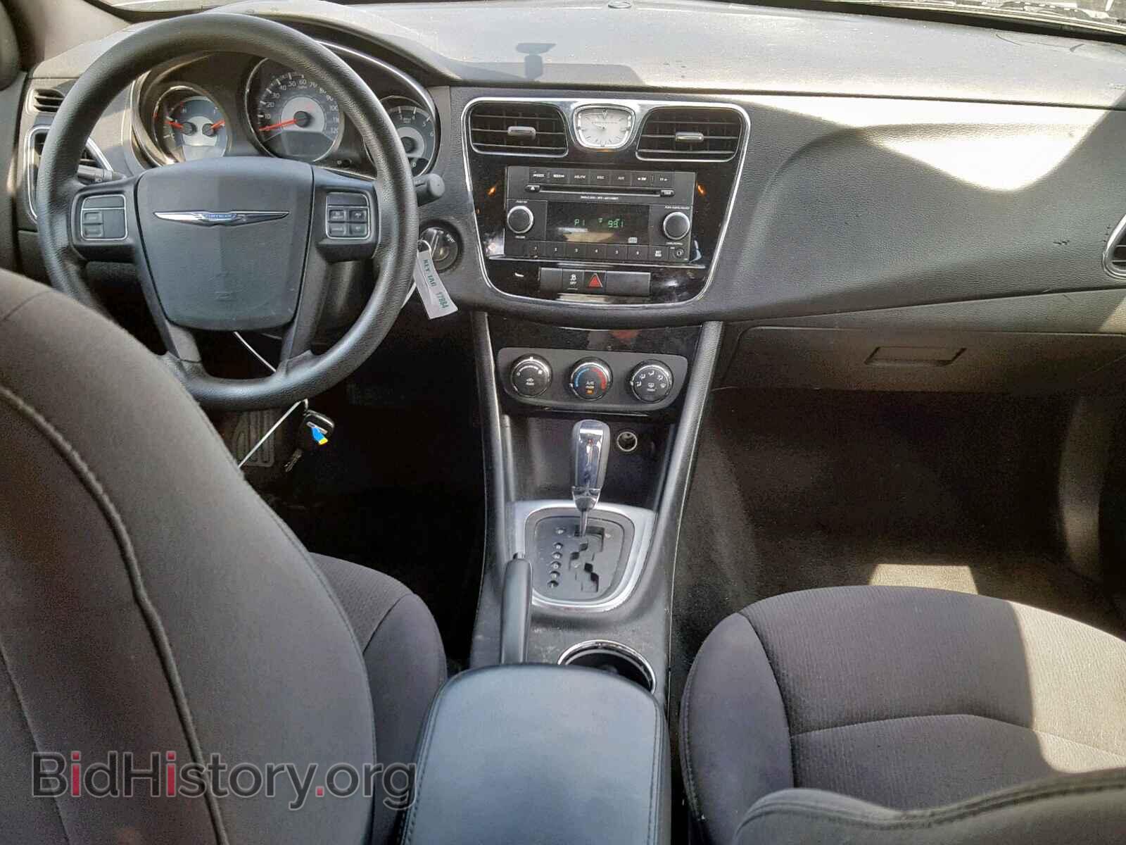 2012 CHRYSLER 200 - VIN: 1C3CCBAB2CN305320 - Фото 9