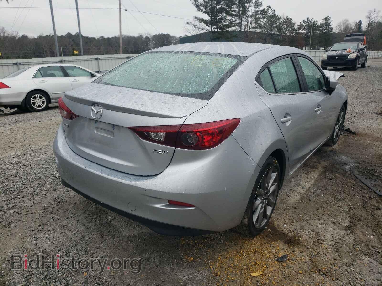 2018 MAZDA 3 - VIN: 3MZBN1V35JM180932 - Фото 4