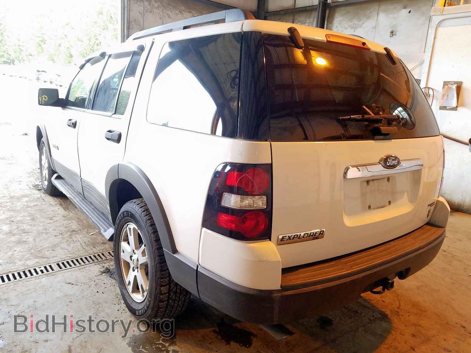2006 FORD EXPLORER - VIN: 1FMEU73856UB41390 - Фото 3