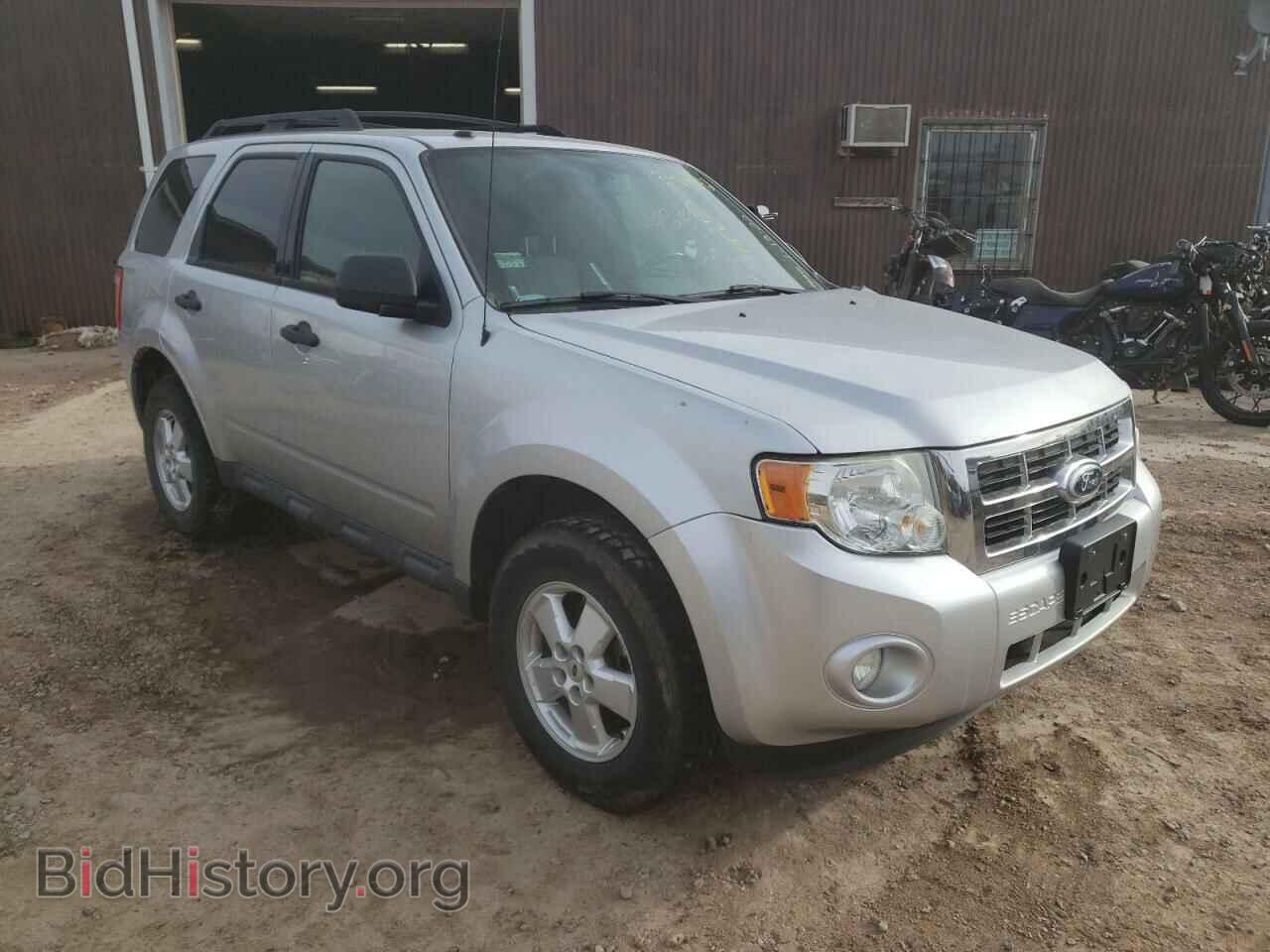 Photo 1FMCU0D75AKC57939 - FORD ESCAPE 2010